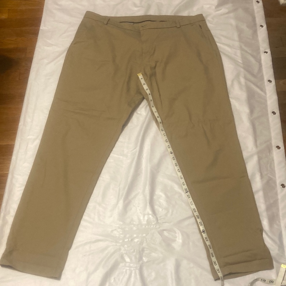 Lululemon Pants.  49-4